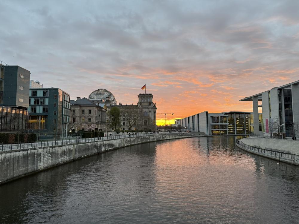 RebeccaLenhard's profile header